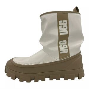 NWT JASIME SEED UGGS WATERPROOF BOOTS